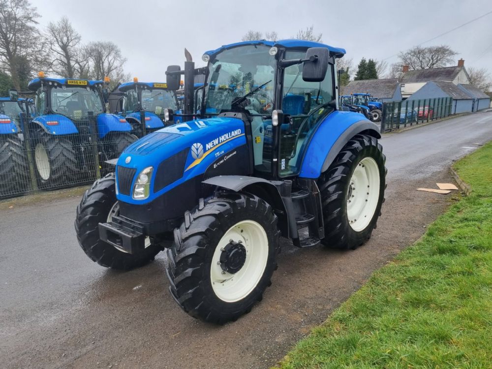 New Holland T5.105