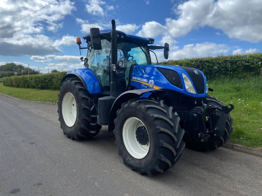New Holland T7.245