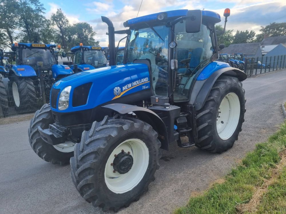 New Holland T6.165