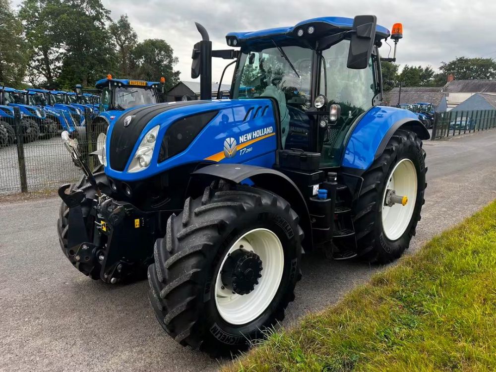 New Holland T7.260