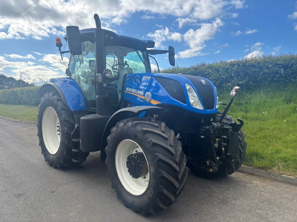 New Holland T7.260