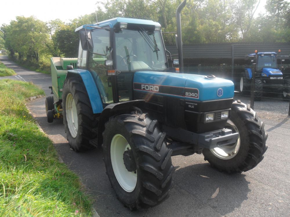 Usado ford new holland 8340 tractors #3